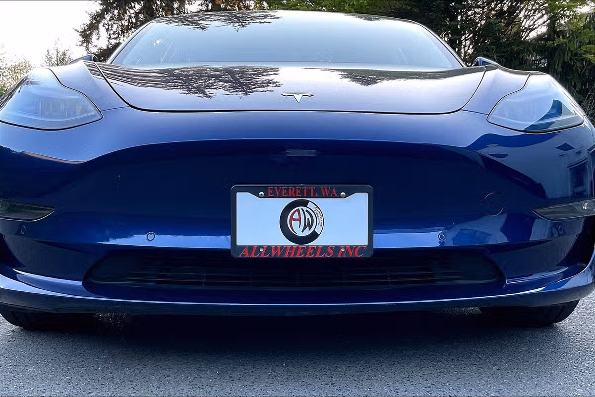 2018 Tesla Model 3 Standard Image 25
