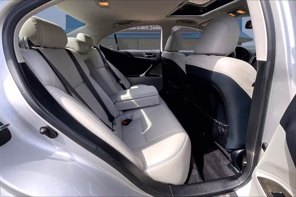 2011 Lexus IS 250 Base Image 25