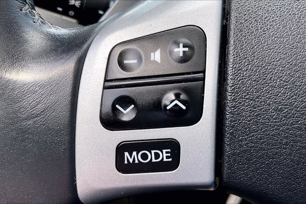2011 Lexus IS 250 Base Image 16