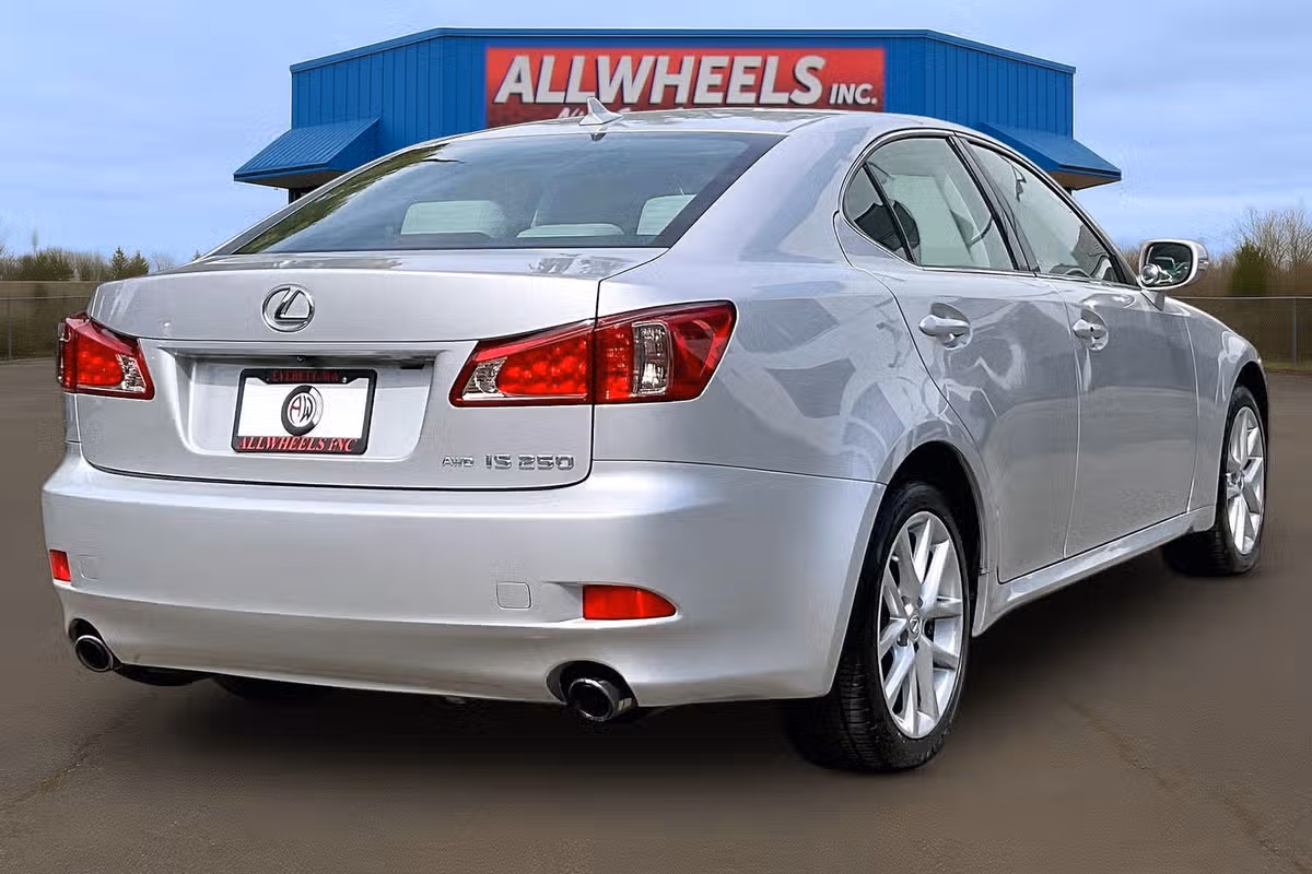 2011 Lexus IS 250 Base Image 11