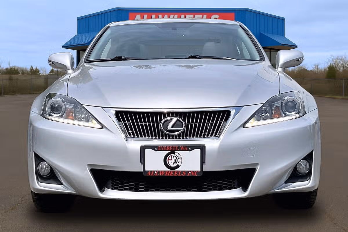 2011 Lexus IS 250 Base Image 3