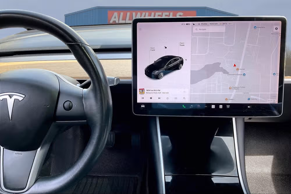 2018 Tesla Model 3 Performance Image 6