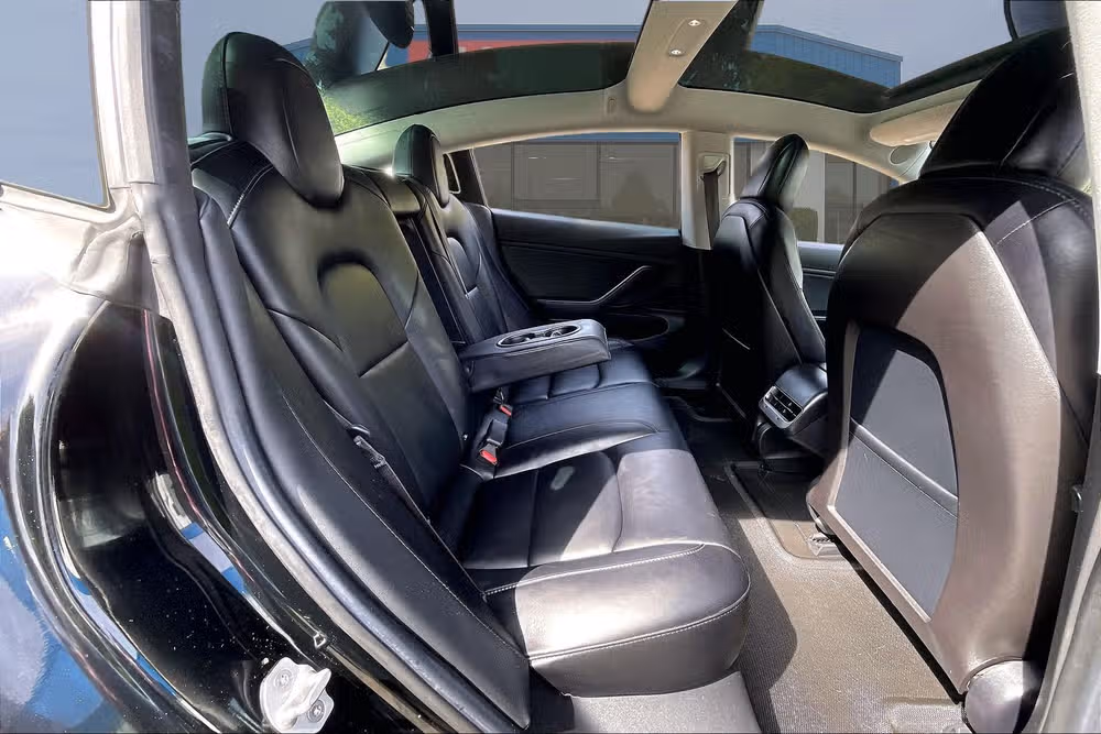 2018 Tesla Model 3 Performance Image 24