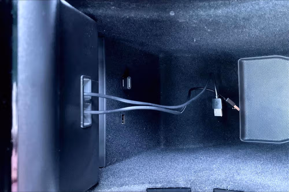 2019 Tesla Model 3 Mid Range Image 29
