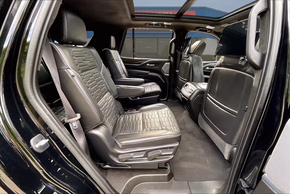 2021 Cadillac Escalade Sport Platinum Image 25