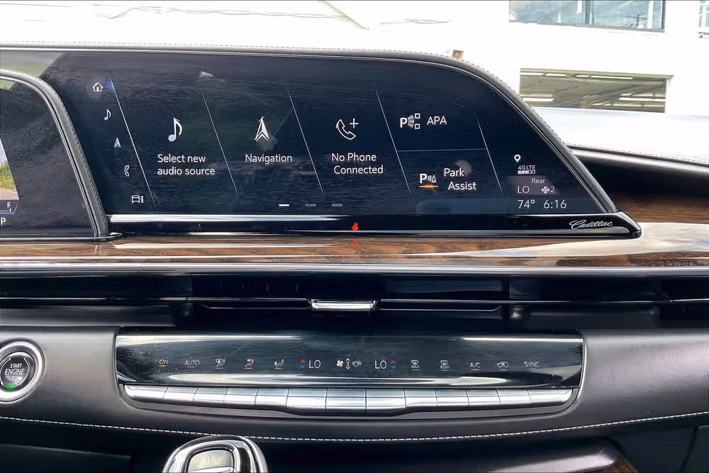 2021 Cadillac Escalade Sport Platinum Image 30