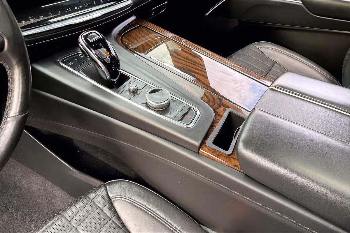 2021 Cadillac Escalade Sport Platinum Image 13