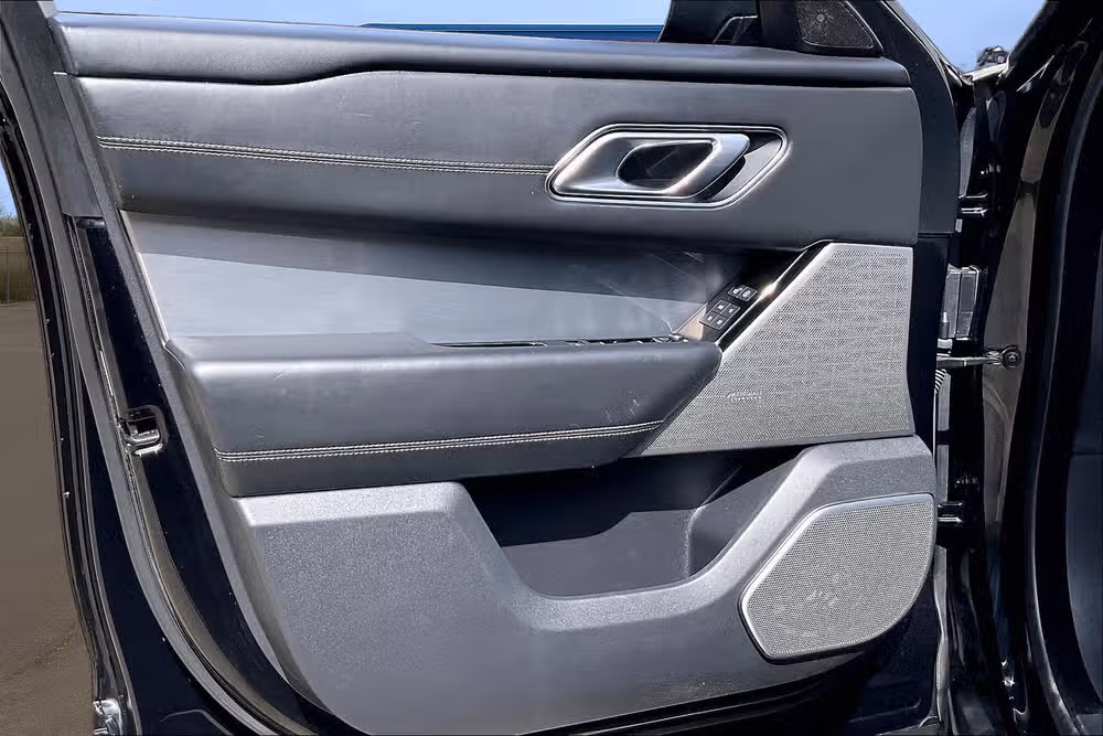 2018 Land Rover Range Rover Velar P250 R-Dynamic HSE Image 22