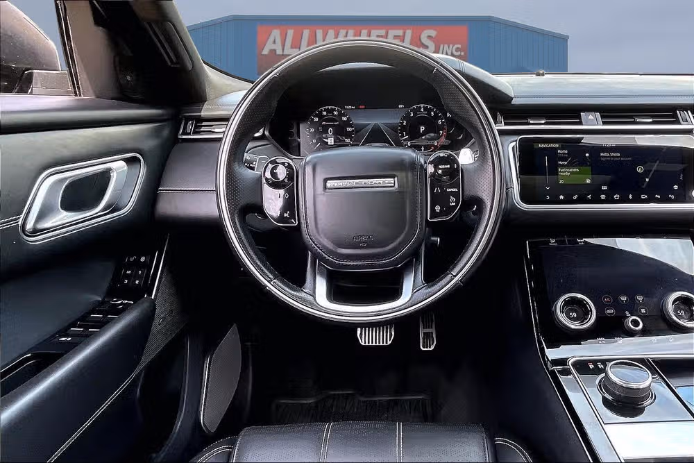 2018 Land Rover Range Rover Velar P250 R-Dynamic HSE Image 5