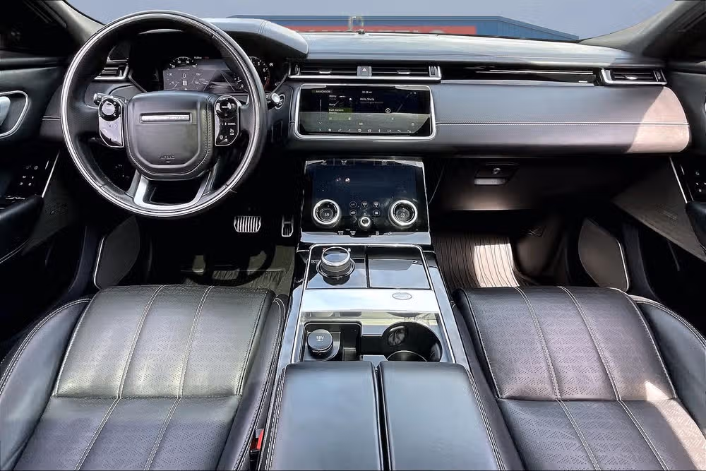 2018 Land Rover Range Rover Velar P250 R-Dynamic HSE Image 15