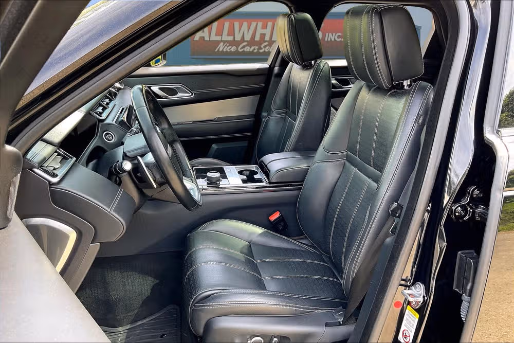 2018 Land Rover Range Rover Velar P250 R-Dynamic HSE Image 24