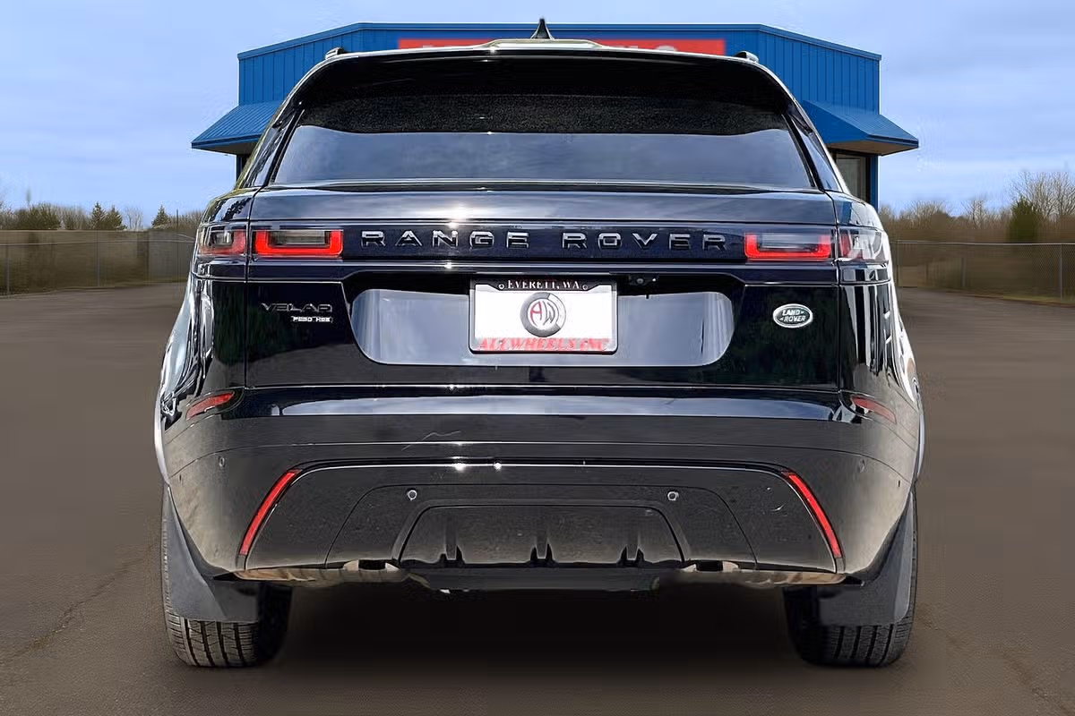 2018 Land Rover Range Rover Velar P250 R-Dynamic HSE Image 4