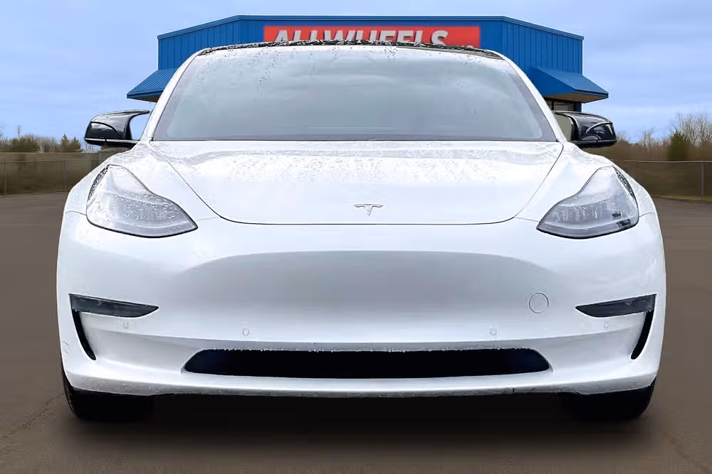 2021 Tesla Model 3 Standard Range Plus Image 3