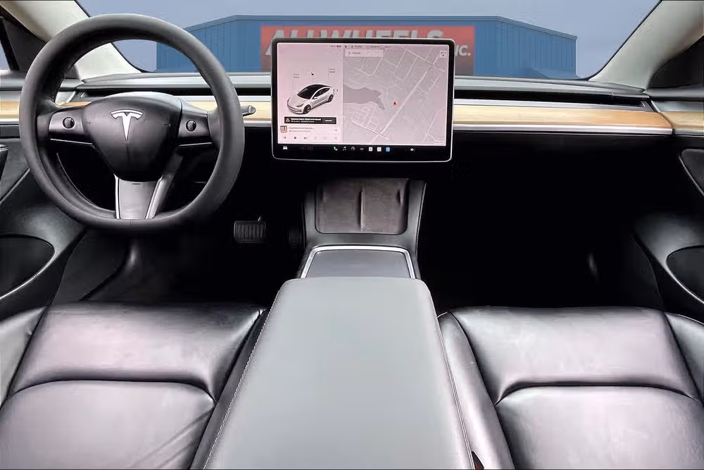 2021 Tesla Model 3 Standard Range Plus Image 14