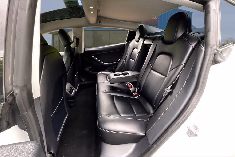 2021 Tesla Model 3 Standard Range Plus Image 23