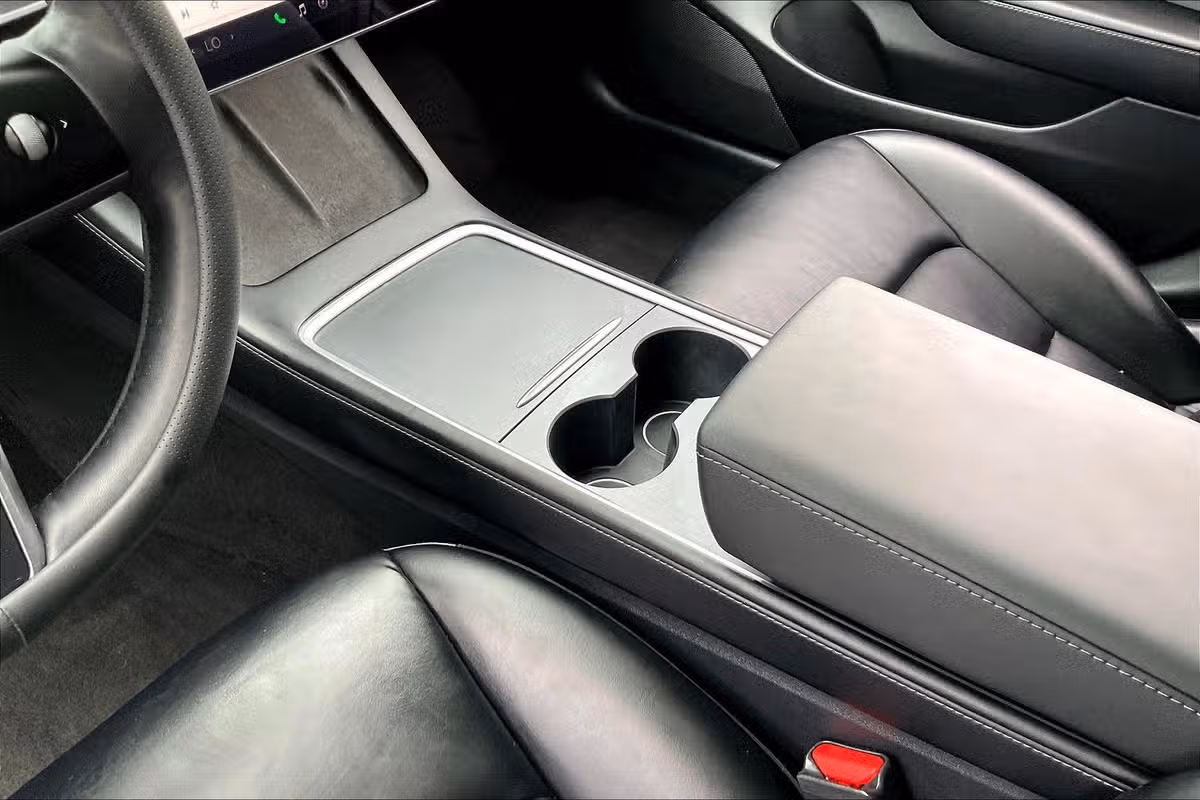 2021 Tesla Model 3 Standard Range Plus Image 13