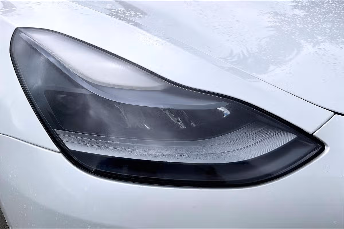 2021 Tesla Model 3 Standard Range Plus Image 26