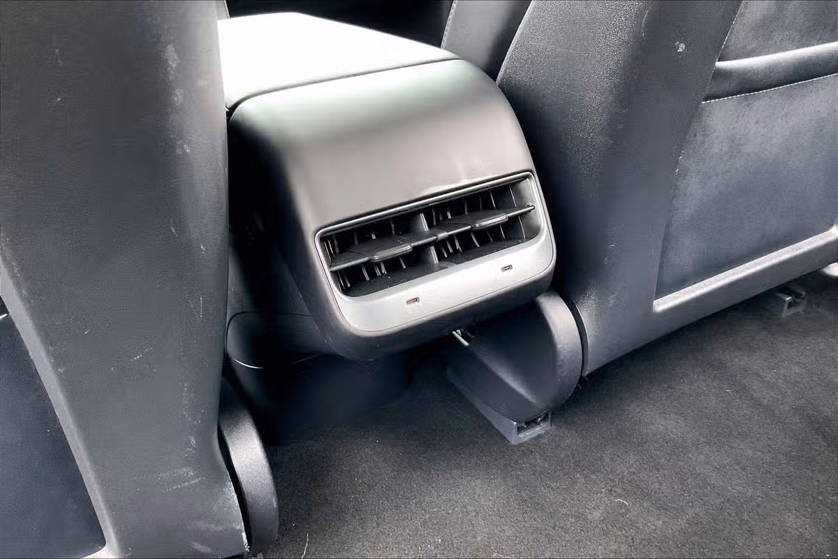 2021 Tesla Model 3 Standard Range Plus Image 30