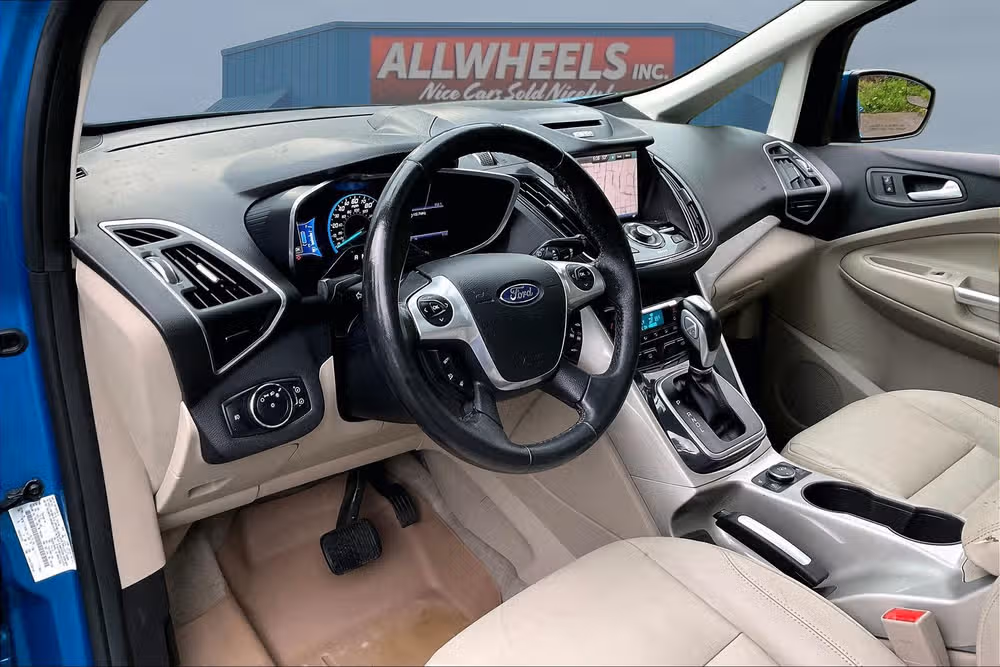 2013 Ford C-MAX Hybrid SEL Image 12