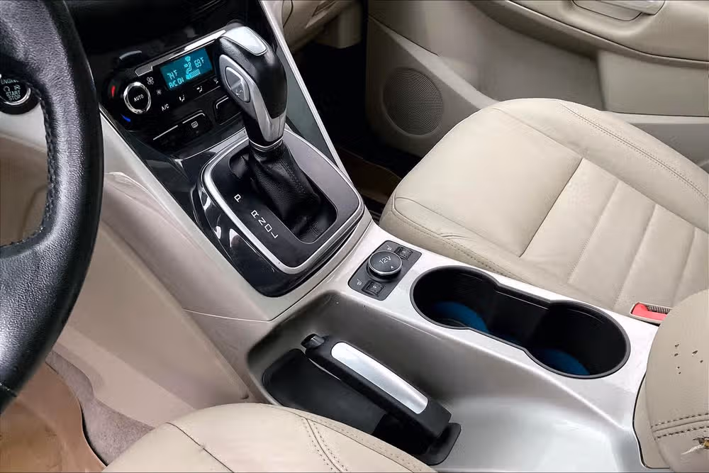 2013 Ford C-MAX Hybrid SEL Image 13