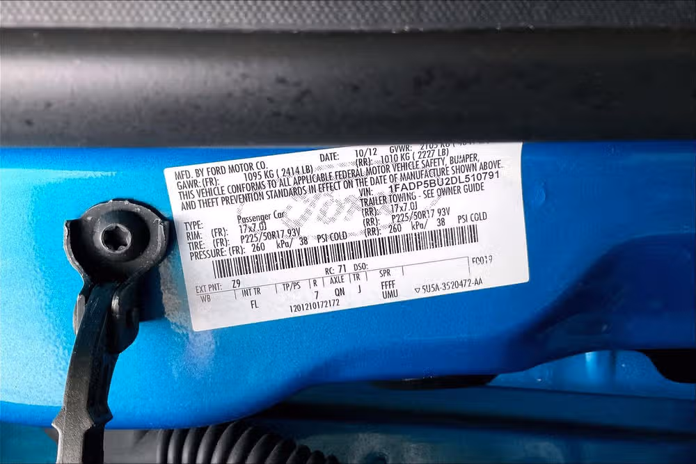 2013 Ford C-MAX Hybrid SEL Image 32