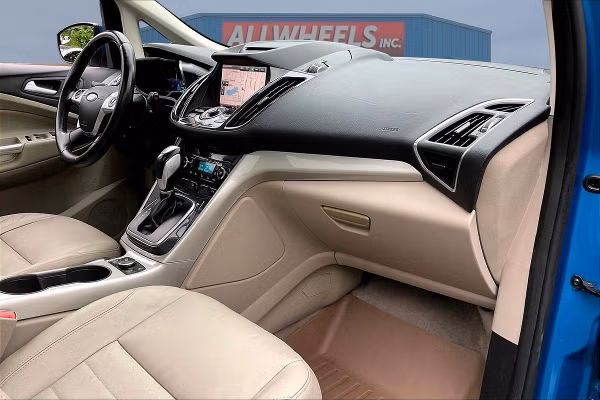 2013 Ford C-MAX Hybrid SEL Image 15