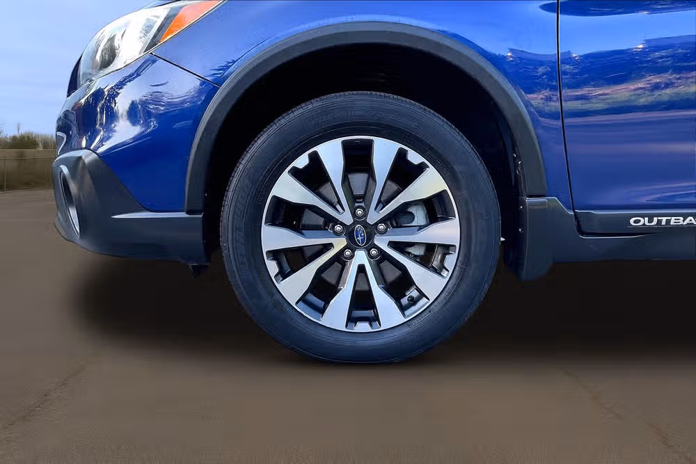 2016 Subaru Outback 2.5i Limited Crossover Image 9