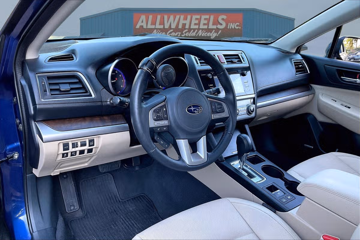 2016 Subaru Outback 2.5i Limited Crossover Image 13