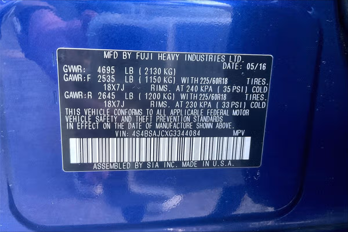 2016 Subaru Outback 2.5i Limited Crossover Image 33