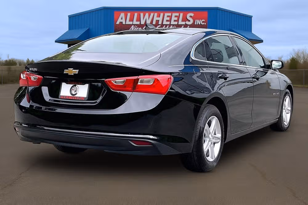 2020 Chevrolet Malibu LS Image 11