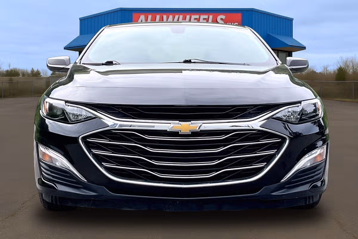 2020 Chevrolet Malibu LS Image 3