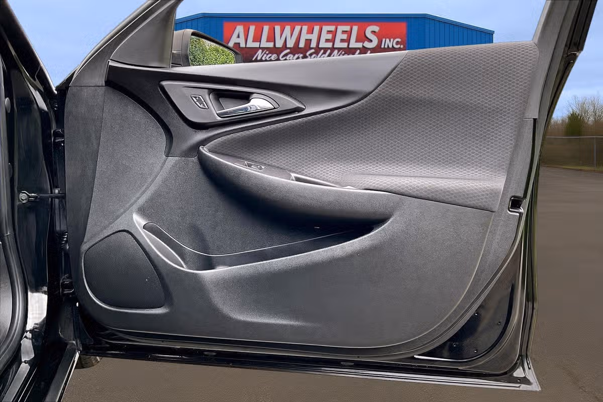 2020 Chevrolet Malibu LS Image 21