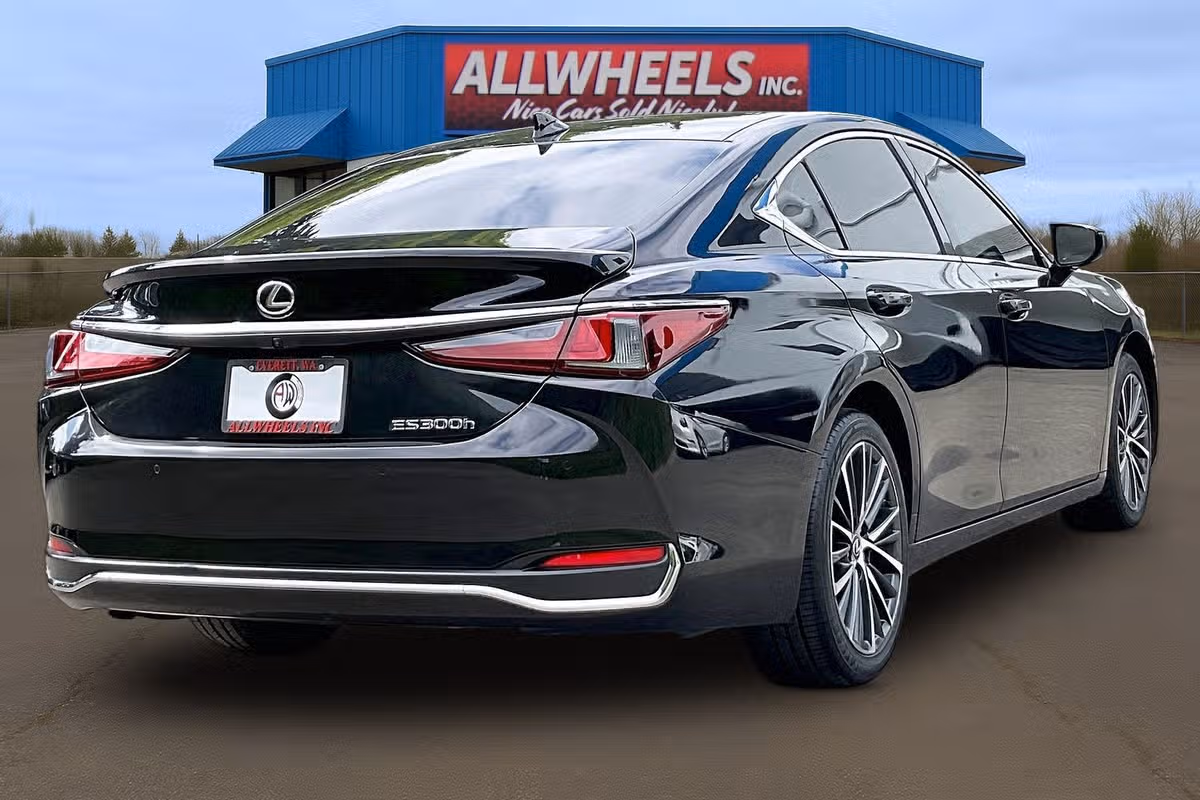 2023 Lexus ES 300h Base Image 12