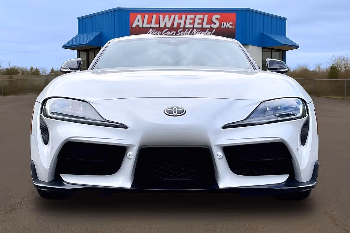 2022 Toyota GR Supra 3.0 Premium Image 3