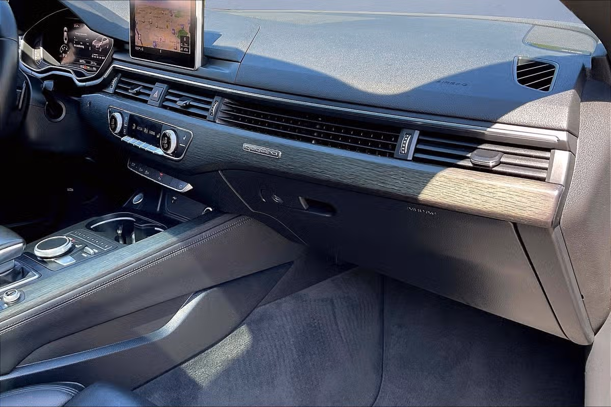 2019 Audi A5 Sportback quattro Premium Plus 45 TFSI Image 16