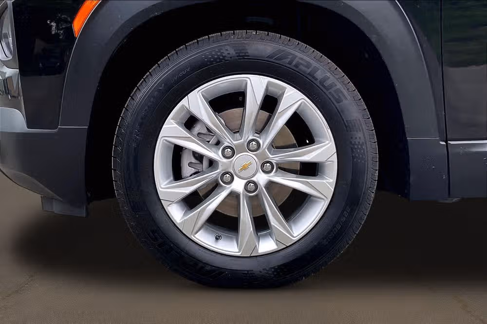 2023 Chevrolet Trailblazer LS Image 9