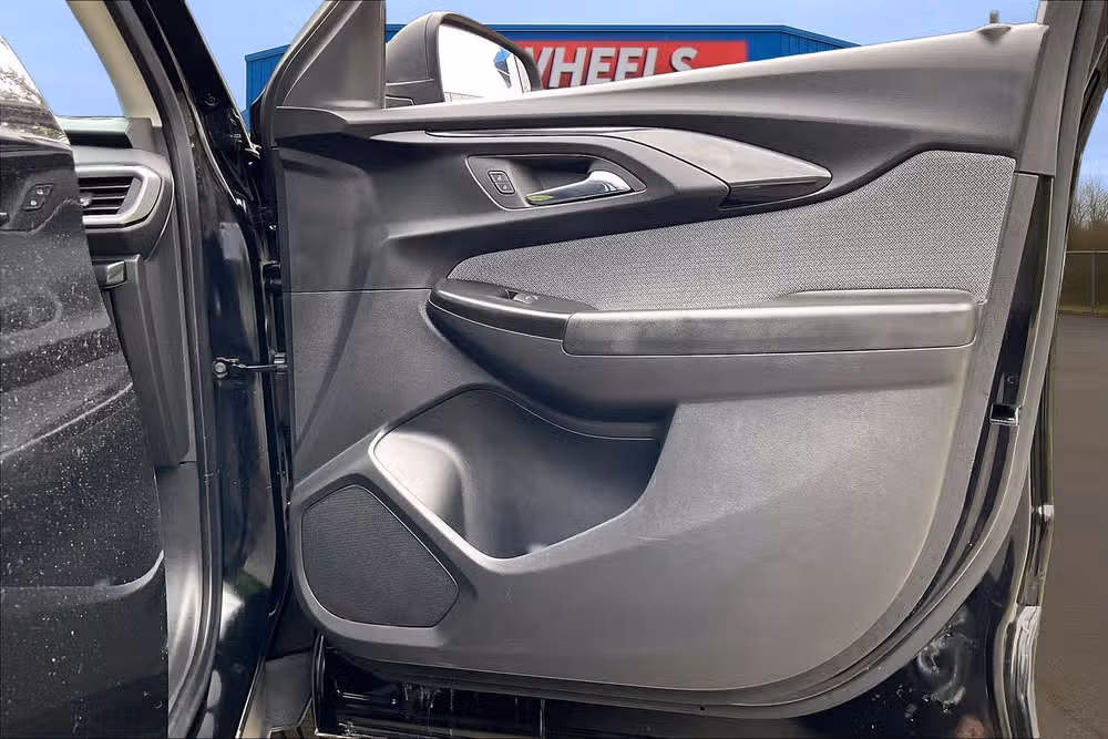 2023 Chevrolet Trailblazer LS Image 22
