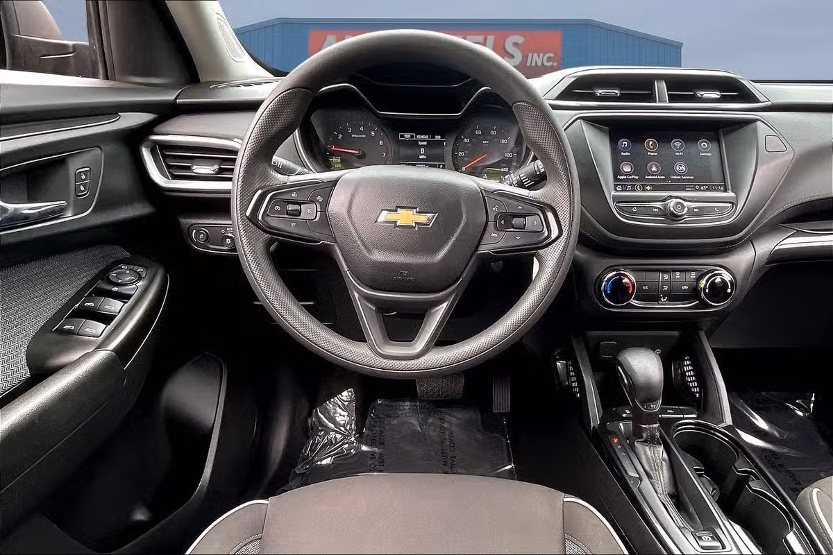 2023 Chevrolet Trailblazer LS Image 5