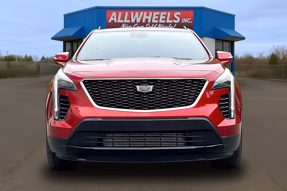 2023 Cadillac XT4 Sport Crossover Image 3