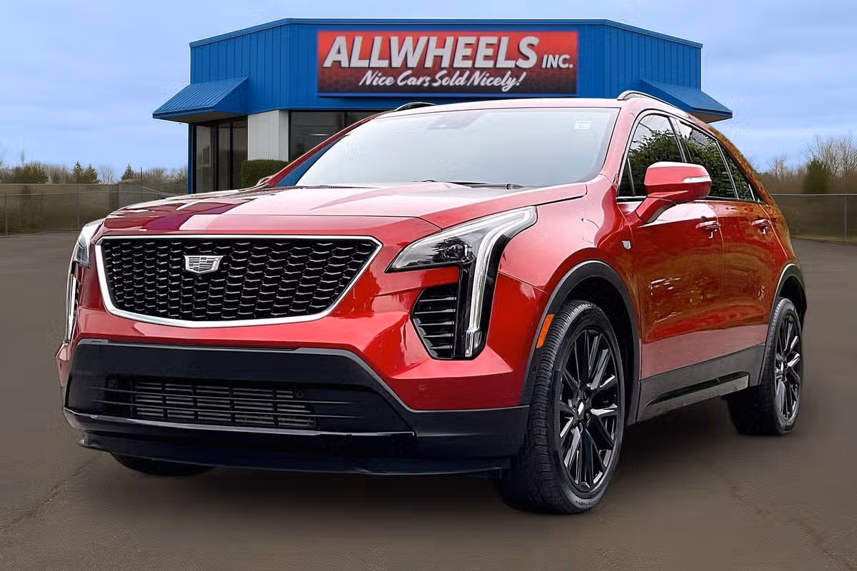2023 Cadillac XT4 Sport Crossover Image 10
