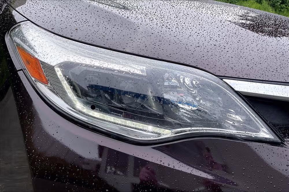 2017 Toyota Avalon Limited Image 26