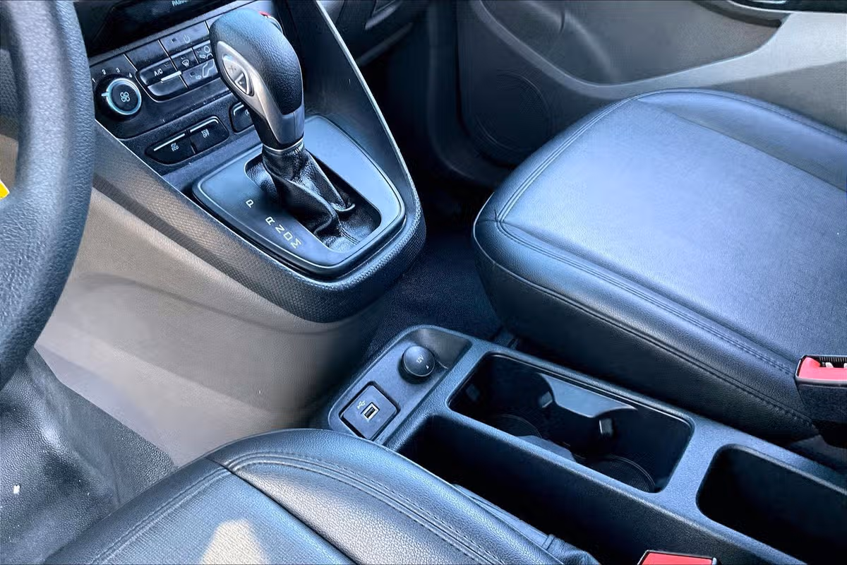 2022 Ford Transit Connect XL Cargo Image 12