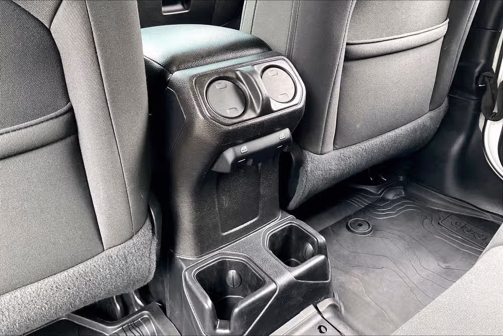 2021 Jeep Wrangler Unlimited Sport S Image 31