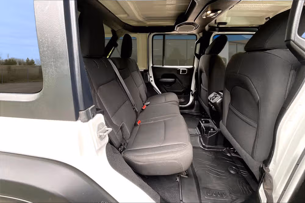 2021 Jeep Wrangler Unlimited Sport S Image 25