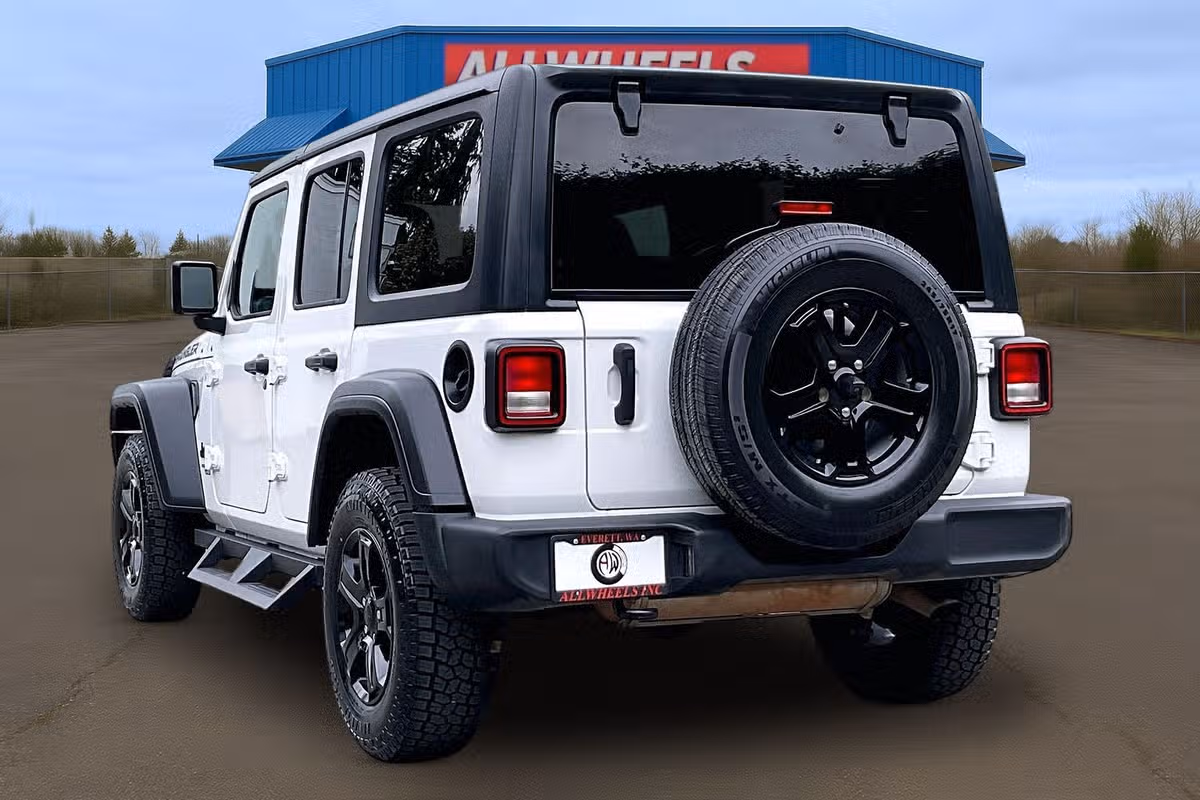 2021 Jeep Wrangler Unlimited Sport S Image 2