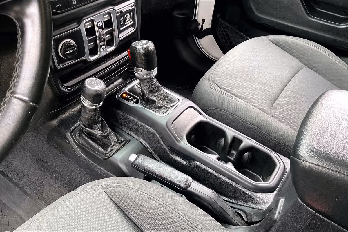 2021 Jeep Wrangler Unlimited Sport S Image 13