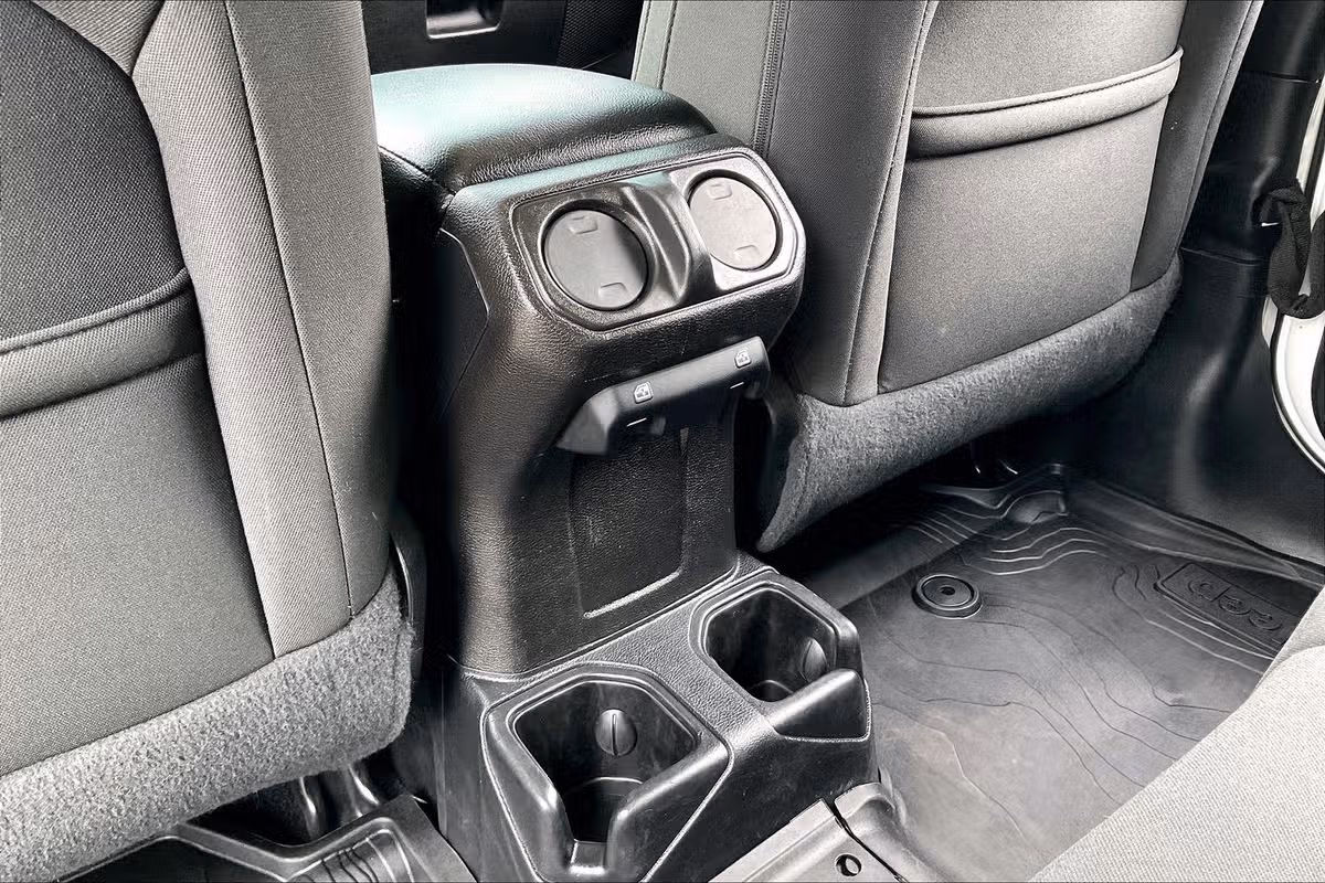 2021 Jeep Wrangler Unlimited Sport S Image 31