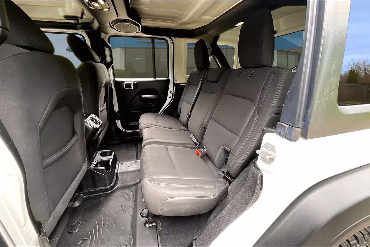 2021 Jeep Wrangler Unlimited Sport S Image 24