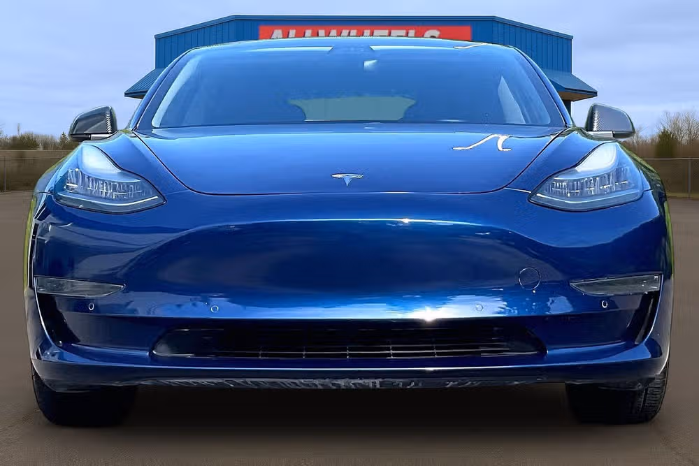 2020 Tesla Model 3 Standard Range Plus Image 3