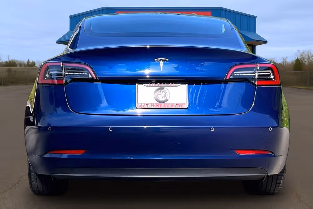 2020 Tesla Model 3 Standard Range Plus Image 4